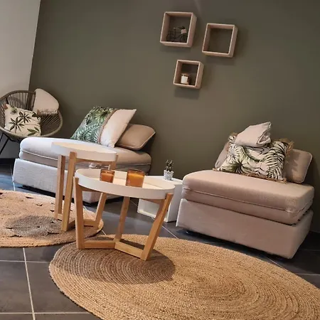 Cozy Et Atypique Apartamento Charleroi