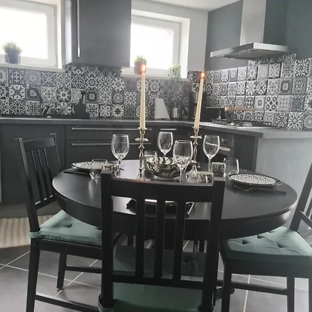 Cozy Et Atypique Lägenhet *